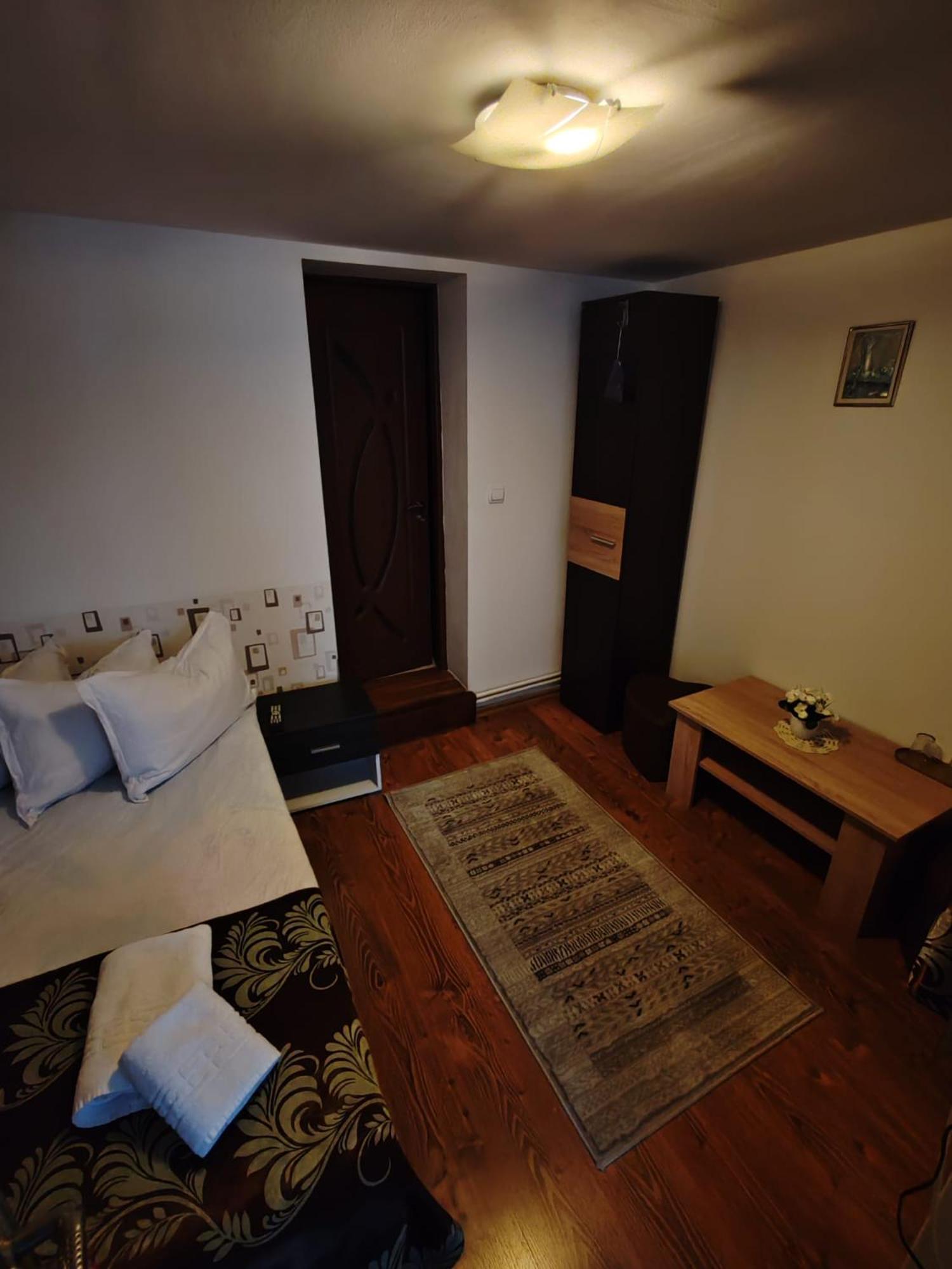 Casa Alex Hotel Topliţa Екстериор снимка