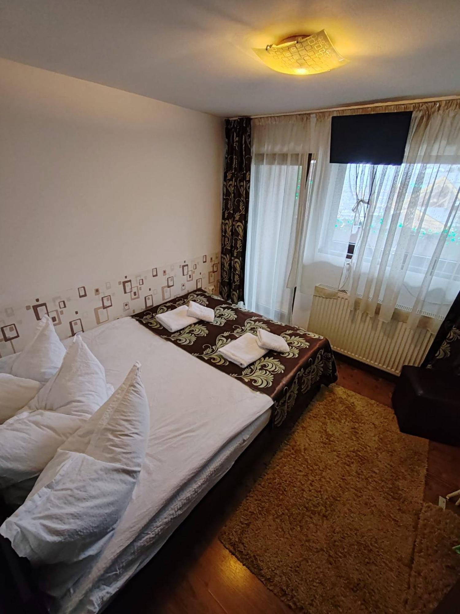 Casa Alex Hotel Topliţa Екстериор снимка